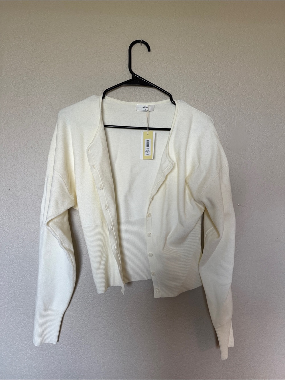 Aritzia Golightly Cardigan - Picture 3 of 4